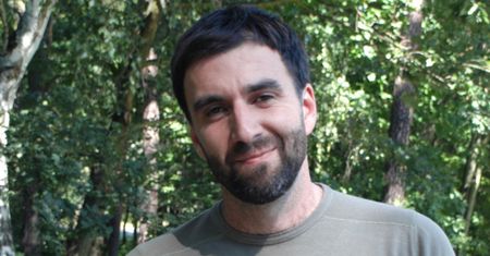 Radosław Krzyżowski, gwiazdor "Na dobre i na złe", ma SŁAWNĄ żonę. W tym roku świętują 25. rocznicę ślubu (FOTO)