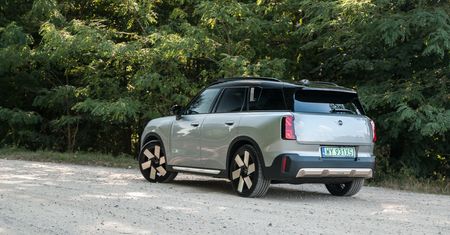 Test: Mini Countryman SE ALL4 - większy, bo elektryczny
