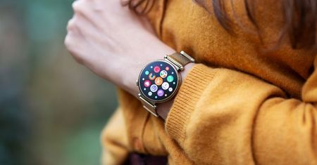 Dziecko zablokowało linie służb ratunkowych. Winny był smartwatch