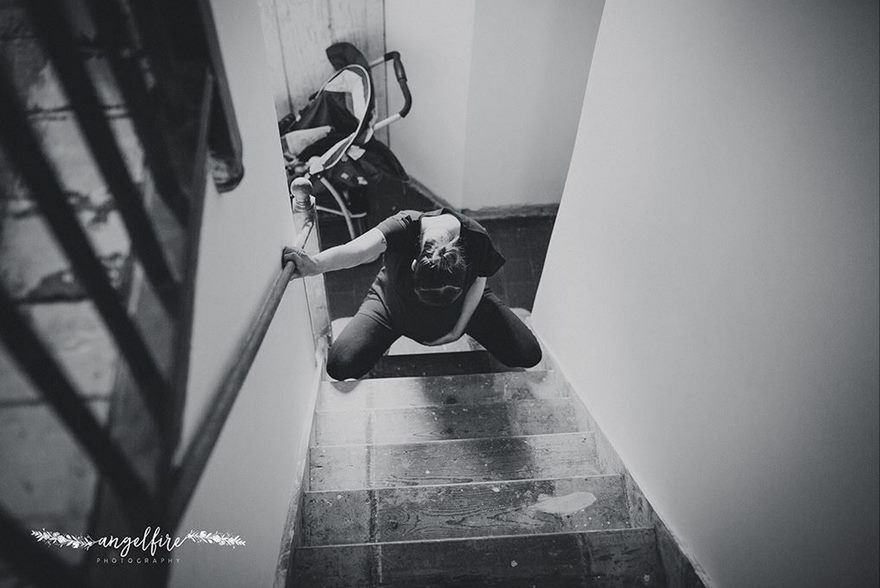 Tak rodzą kobiety. Niesamowite zdjęcia z porodów, które zebrano i wyróżniono w największym tego typu konkursie fotograficznym na świecie 24