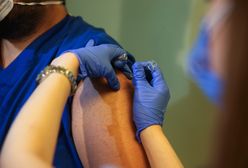 Koronawirus. Johnson&Johnson wstrzymuje testy szczepionki po "niewyjaśnionej chorobie''