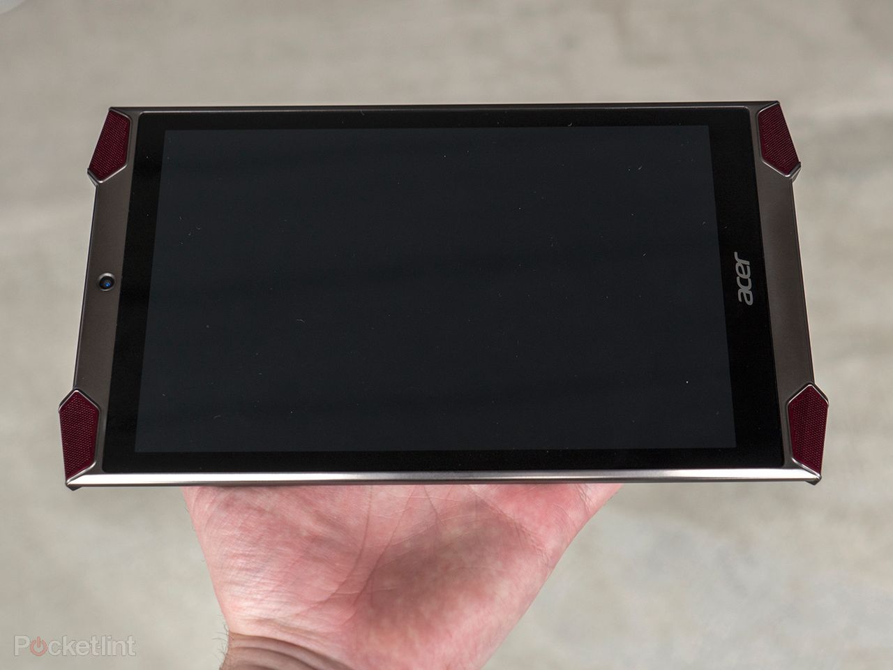 Acer Predator 8 to prawdziwy tabletowy potwór dla graczy 8