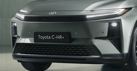 Nowy C-HR, teraz z plusem. Toyota pokazała kolejną wersję hitu