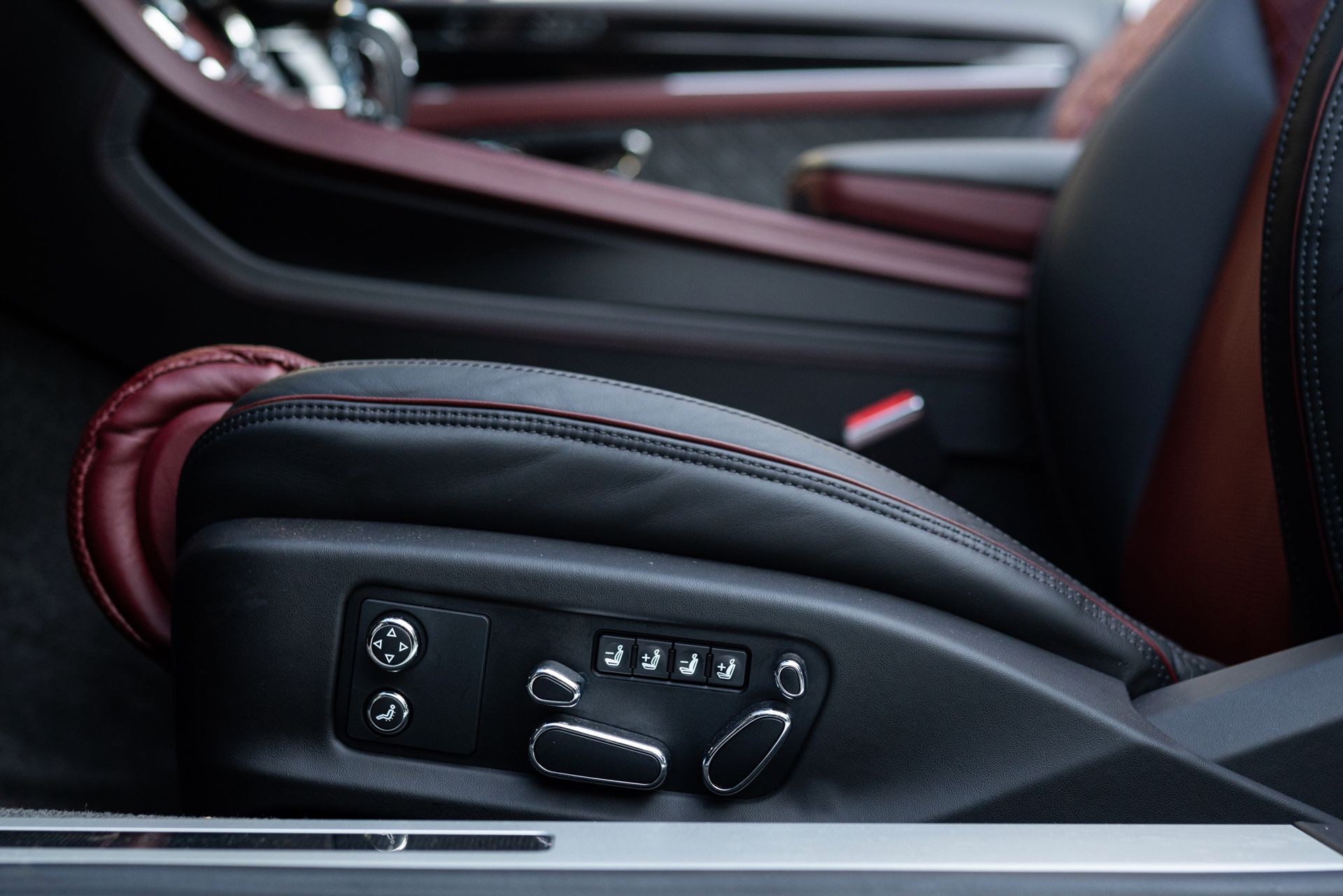 Bentley Continental GT Convertible V8 (2022)