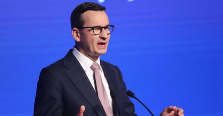 Premier zdradza, na co przeznaczy zyski z obligacji