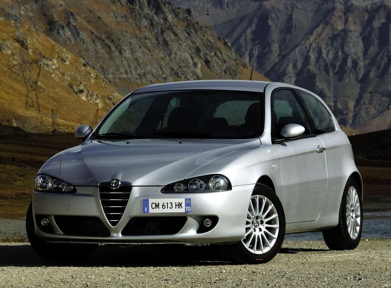 Najciekawsze modele w historii marki Alfa Romeo [galeria] 16