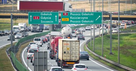 Unia Europejska wprowadza nowy standard C-ITS. Samochody zaczną porozumiewać się pomiędzy sobą i infrastrukturą jeszcze w tym roku