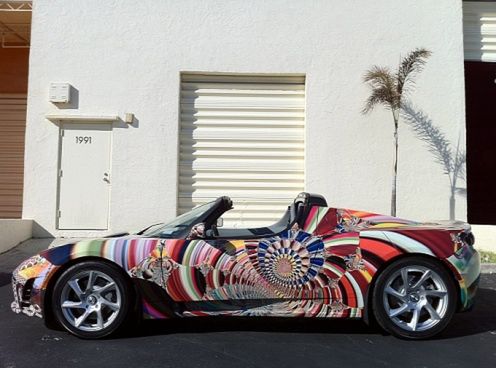 Nowoczesna sztuka czy kicz? | Tesla Roadster Art