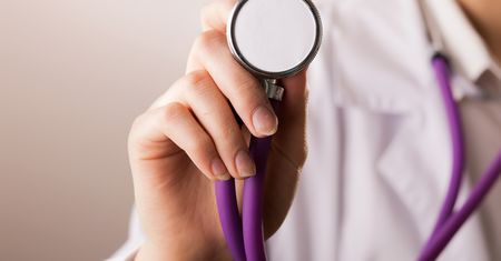 Wczesne symptomy raka. Nie ignoruj ich