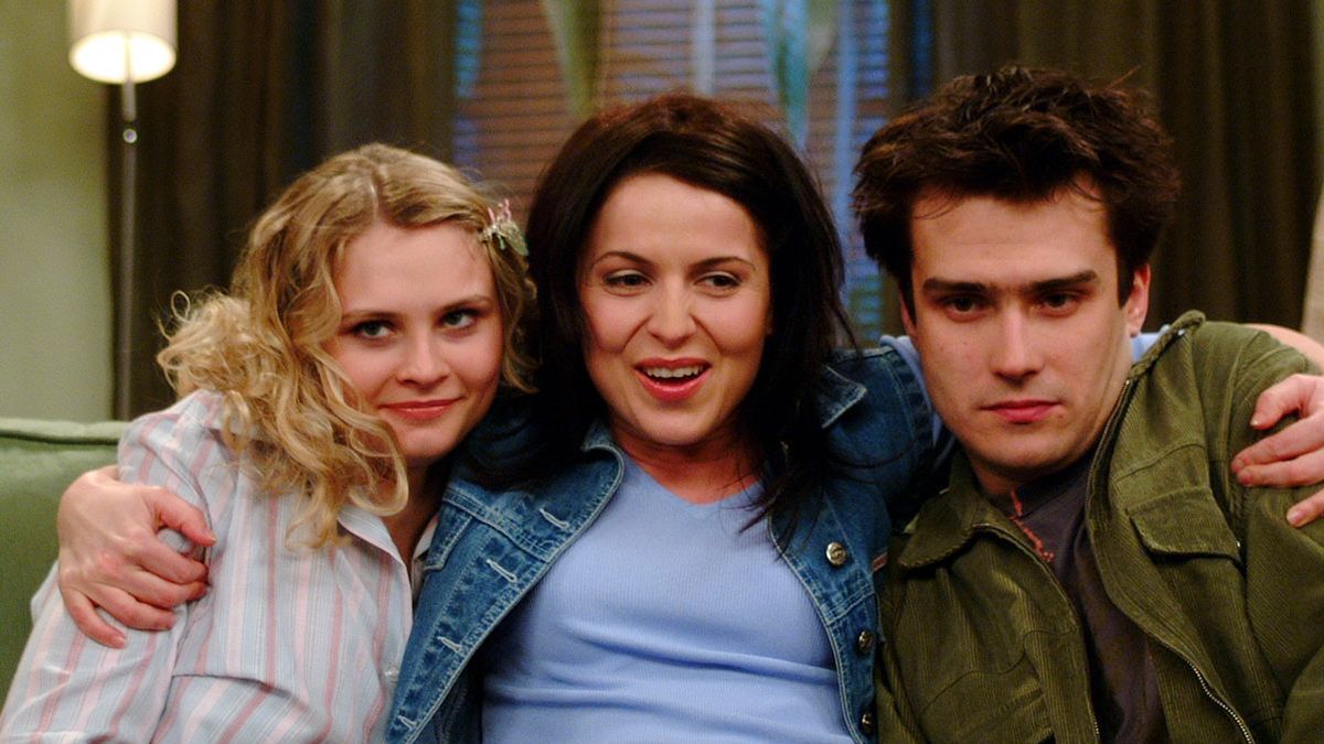 Patrycja Szczepanowska, Agnieszka Michalska i Michał Lesień na planie serialu "Lokatorzy"