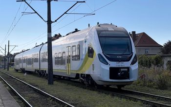 Poznań: Miał zlikwidować przesiadki. Teraz sam jeździ tylko w połowie trasy