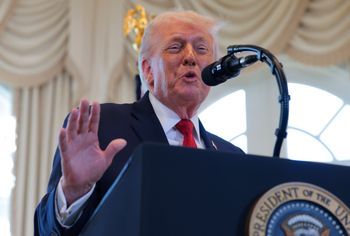 Trump grozi cłami ośmiu europejskim państwom. Za postawę wobec Grenlandii