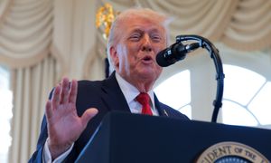 Trump grozi cłami ośmiu europejskim państwom. Za postawę wobec Grenlandii