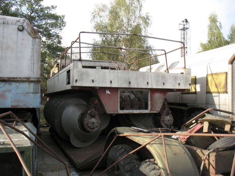 Zobacz niesamowity transporter z napędem śrubowym [wideo] 3