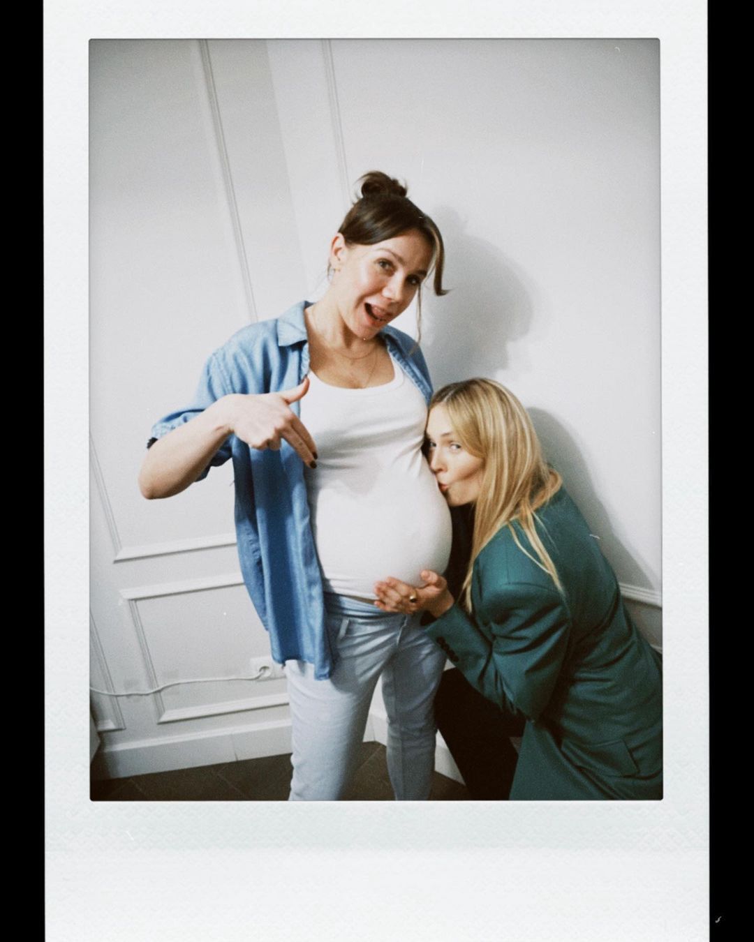Magdalena Lamparska na baby shower Olgi Bołądź