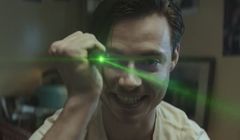 „Laser to nie zabawka” w kampanii Urzędu Lotnictwa Cywilnego (wideo)