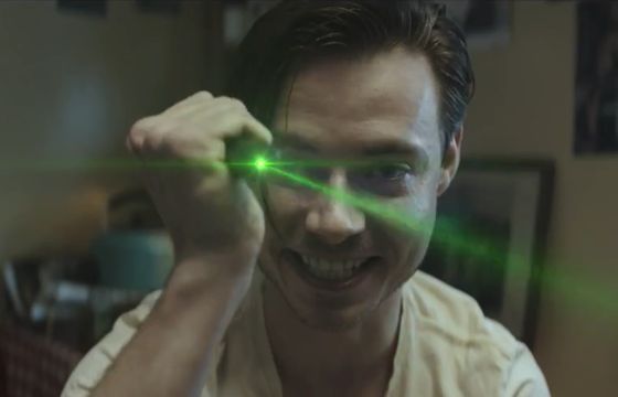 „Laser to nie zabawka” w kampanii Urzędu Lotnictwa Cywilnego (wideo)