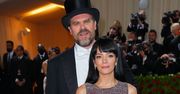 Załamana Lily Allen wyjawiła, że mąż David Harbour ją zdradzał. Korzystał z aplikacji