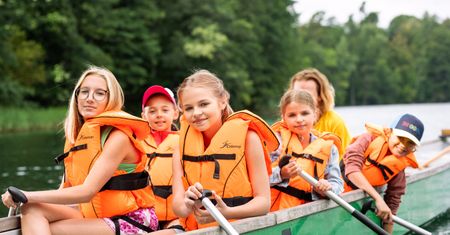 Mazury, które uczą samodzielności. Tak wyglądają kolonie marzeń