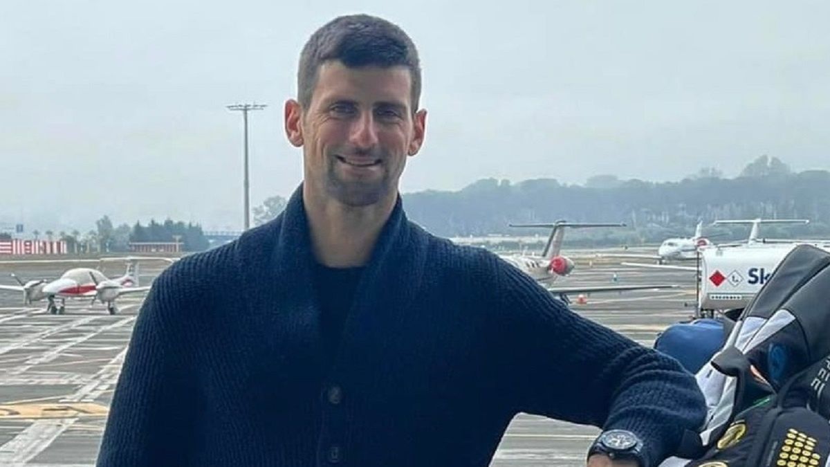 Novak Djoković na lotnisku