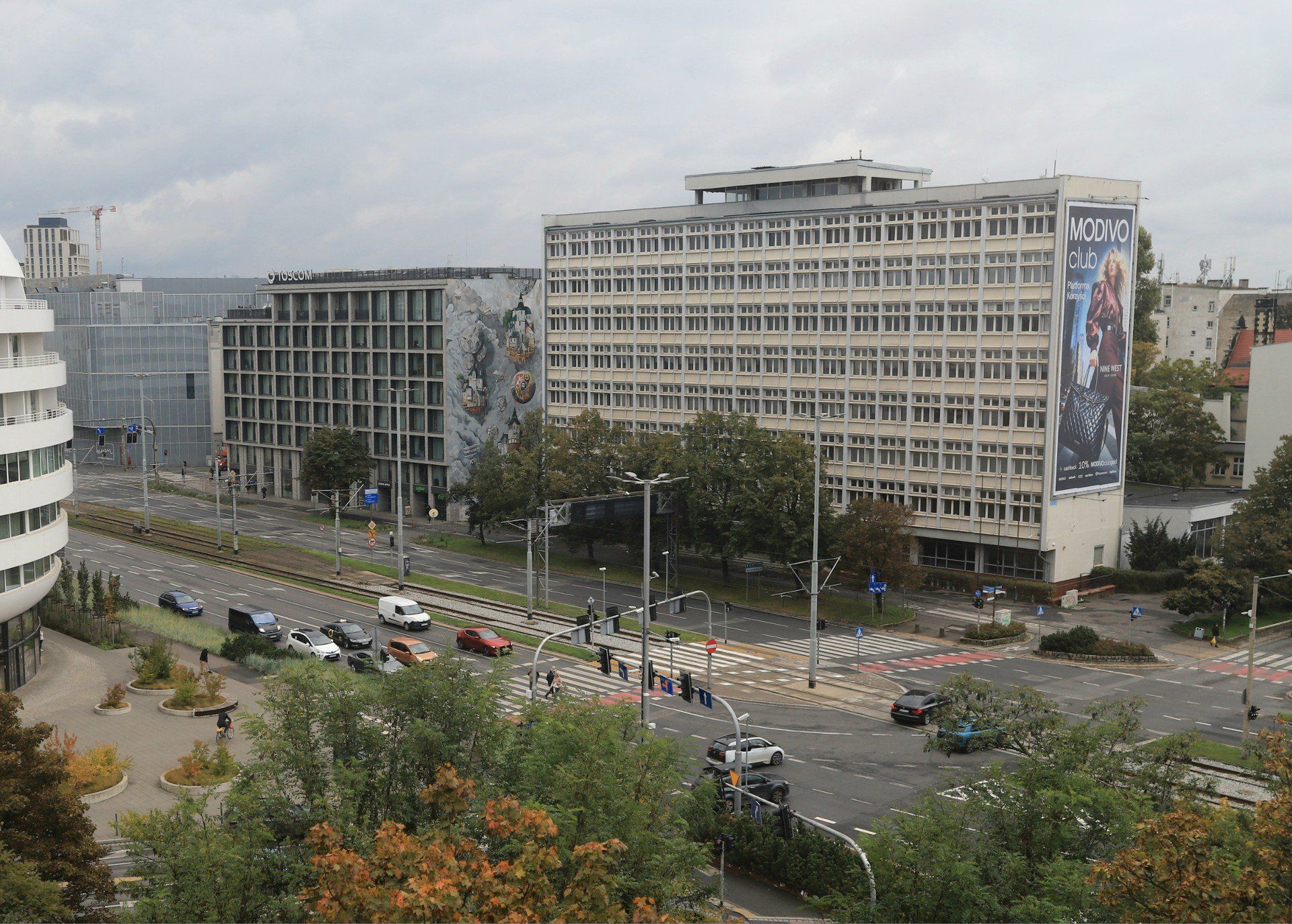 Dawny biurowiec ZREMB w centrum Wrocławia będzie hotelem