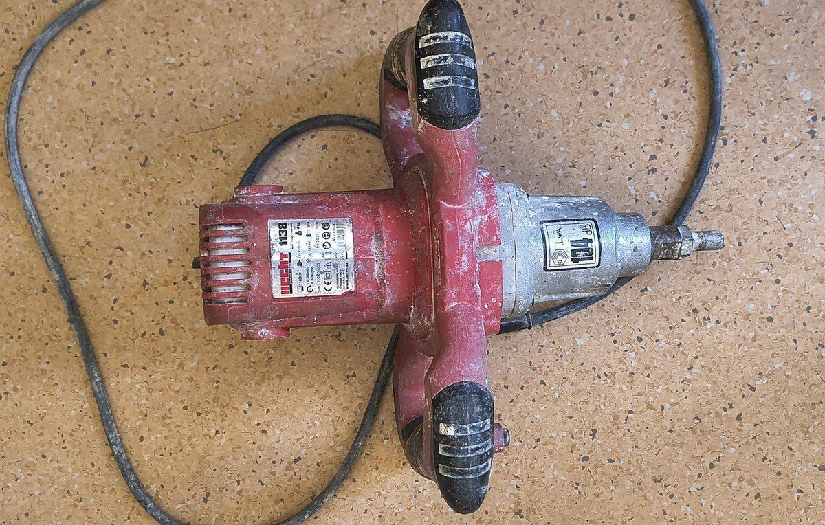 elektronarzędzia odzyskane przez koszalińskich policjantów