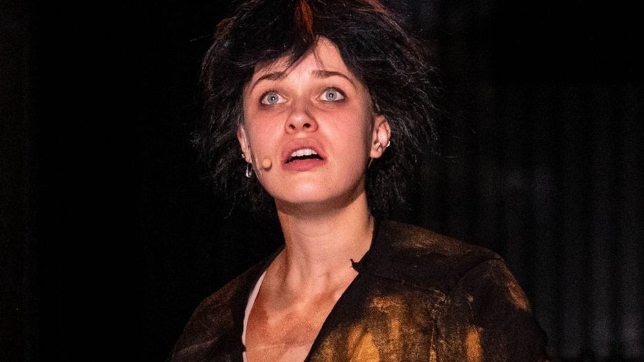Helena Englert w spektaklu "Władcy much"