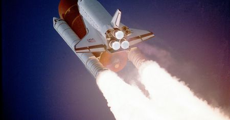 Niemcy wysyłają w kosmos zegar. Sprawdzą, czy Einstein miał rację