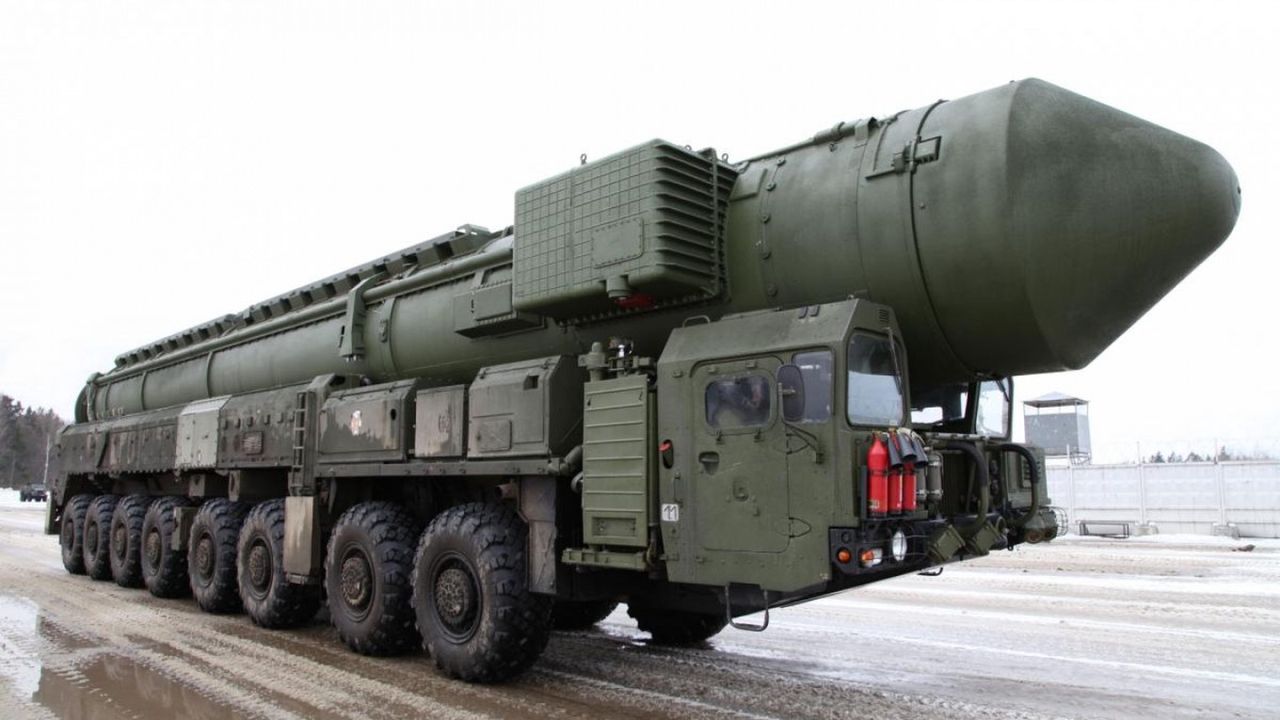 Russian intercontinental ballistic missile launcher