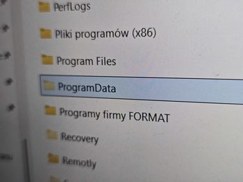 ProgramData - co to jest i czy można tam sprzątać?