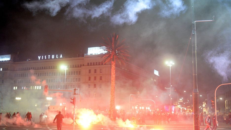 Protesty w Warszawie. Większość zatrzymanych to pseudokibice