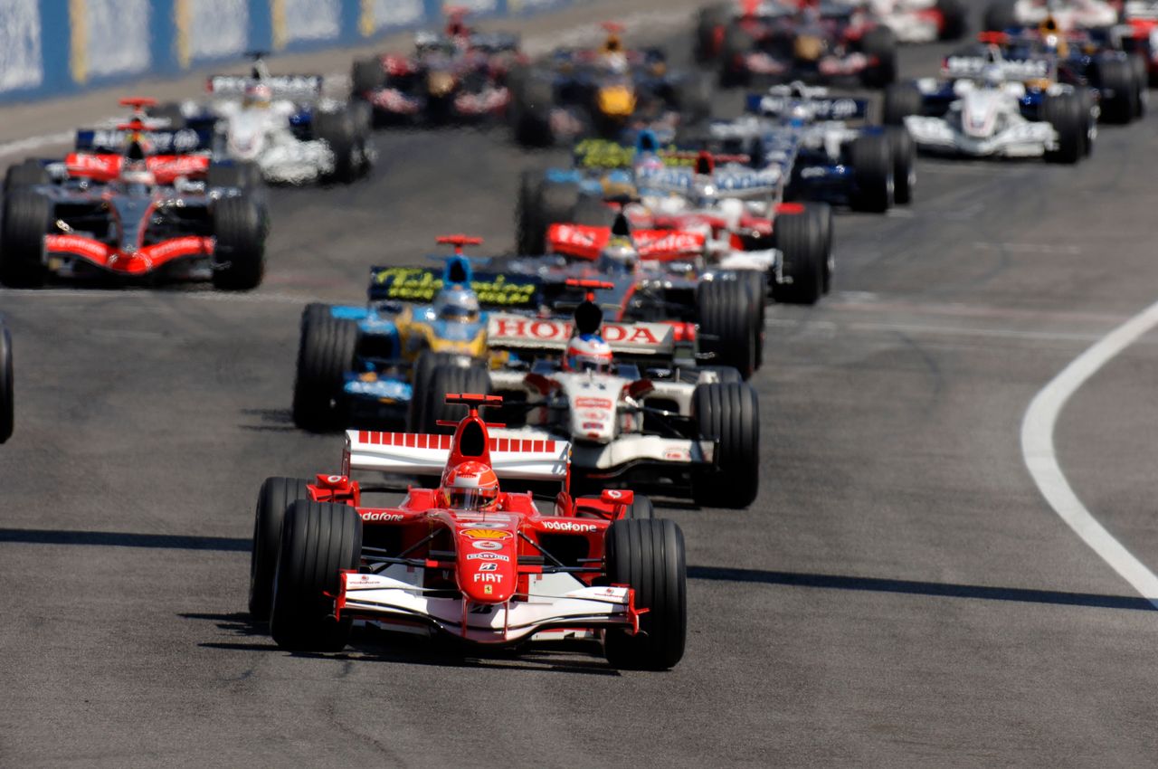 Start do ostatniego wyścigu GP San Marino w roku 2006. Jak będzie wyglądał on 14 lat później? (fot. Ferrari)