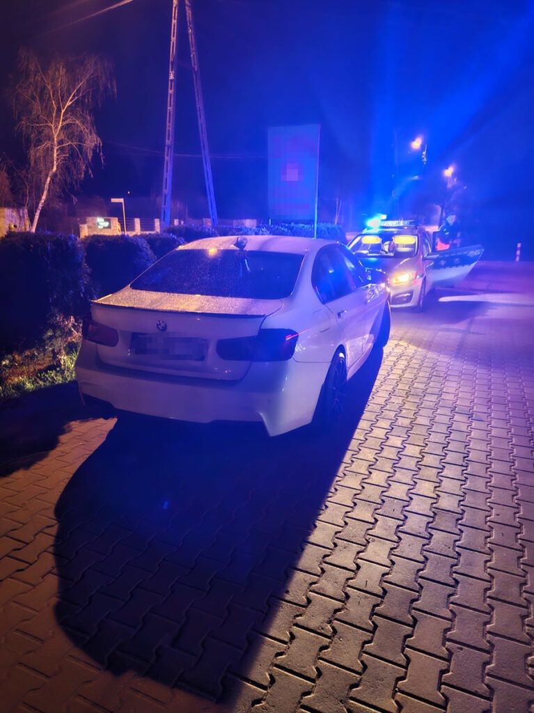 Miał trzy aktywne zakazy prowadzenia pojazdów – w trybie przyspieszonym stanął przed sądem