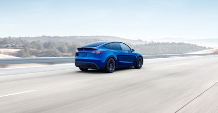 Tesla nadal tnie ceny. Tym razem w walce o rynek chiński