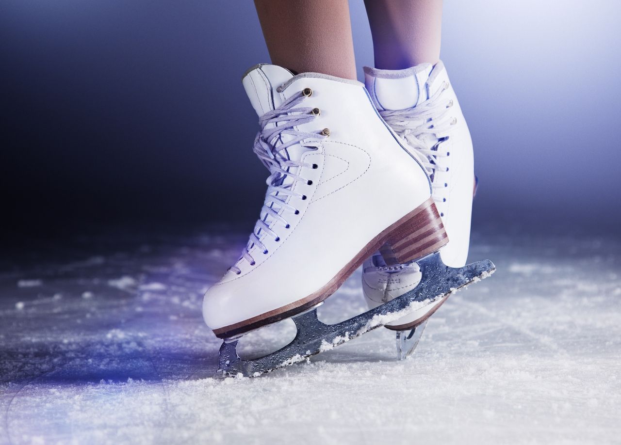 Krzyżówka o łyżwach. Sprawdź, ile wiesz zabawie na lodzie