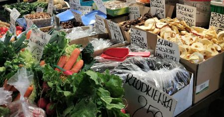 Ceny na wrocławskich targach. Boczek droższy od kiełbasy