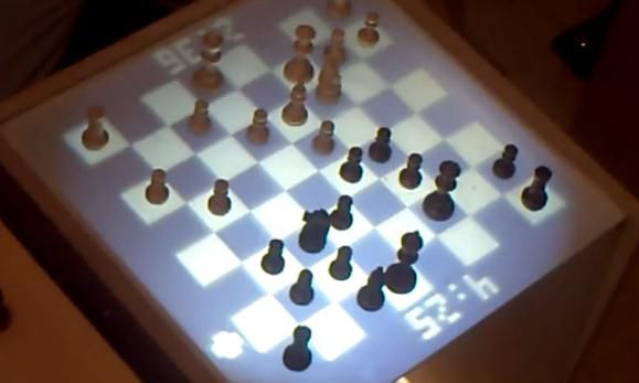 Jak "podpiąć" zwykłe szachy pod internet? [wideo]