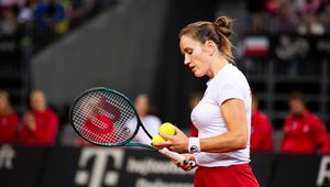 1:6, 1:6. Polka zmieciona z kortu