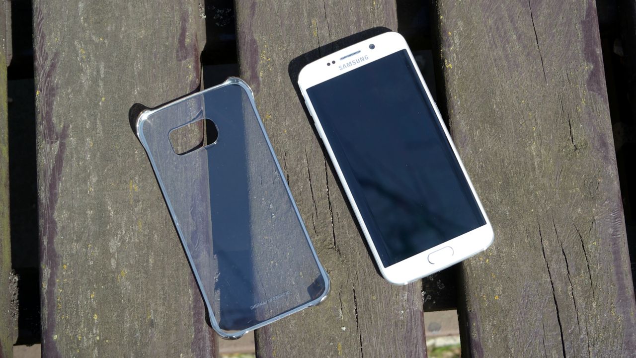Galaxy S6 (edge) - pokrowce i ładowarka bezprzewodowa, czyli przegląd akcesoriów 13