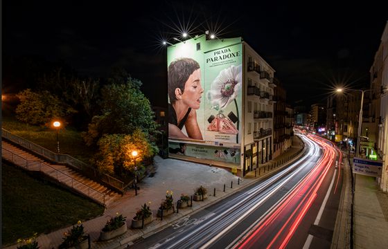 Wavemaker wspiera marki YSL i Prada we wprowadzeniu na rynek nowych odsłon zapachów