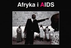 Starsza kobieta pisze do dziecka