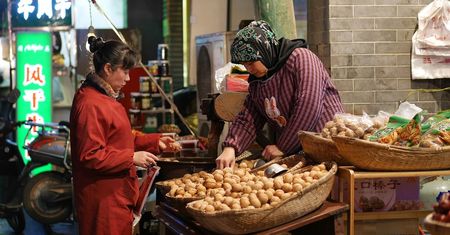 Nowe dane z Chin. Łatwiej odmrozić produkcję niż konsumenta