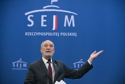 Immunitet Macierewicza. Prokuratura bada sprawę znieważenia kierownictwa SKW