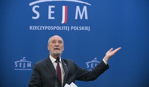 Immunitet Macierewicza. Prokuratura bada sprawę znieważenia kierownictwa SKW