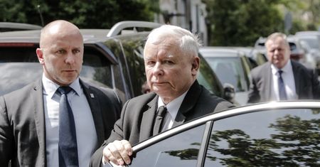 Kacprzak: "Kryzys w Zjednoczonej Prawicy. Na wyjście z niego scenariuszy jest kilka" [Opinia]