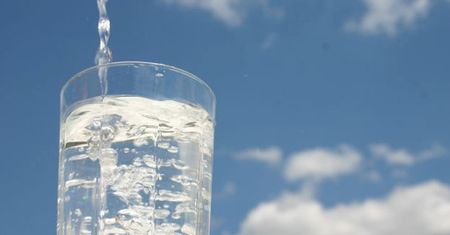 Seniorzy są bardziej podatni na odwodnienie