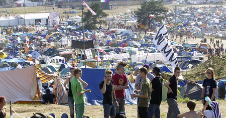 Woodstock zakończony. Uczestnicy festiwalu wracają do domów