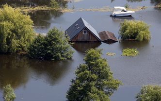 Powódź w Niemczech. Ratownicy testują nowatorską metodę