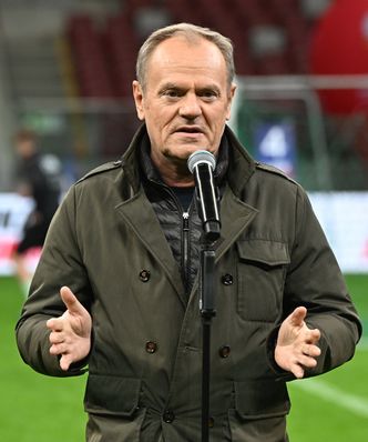 Tusk zabrał głos na Narodowym. "Wierzę, że zaświeci jeszcze słońce"