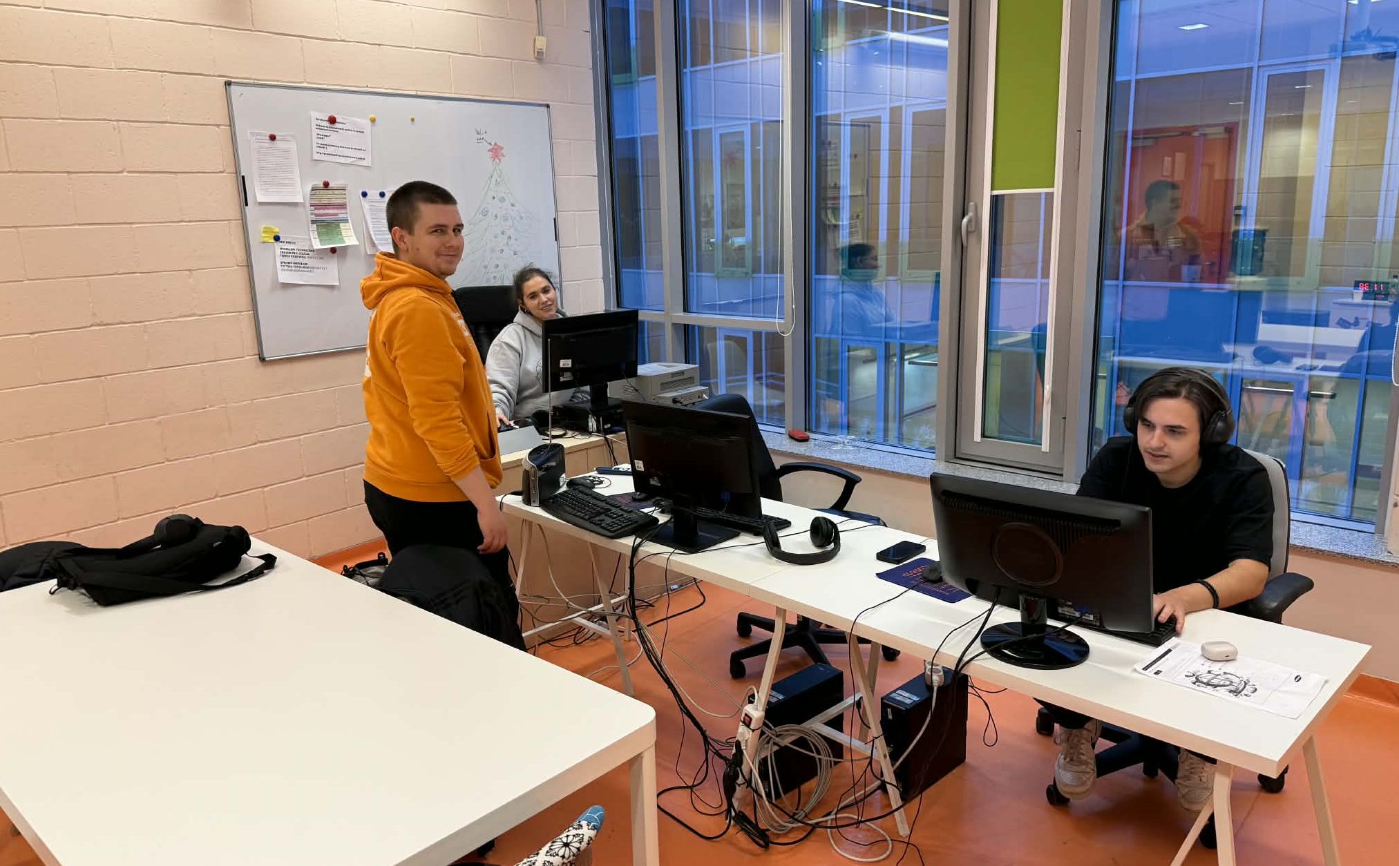 Młodzi dziennikarze Radia Kampus